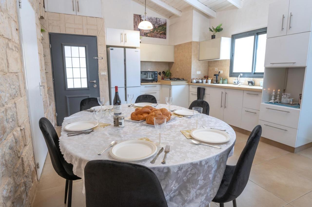 Nof Marom - The Home In The Old City נוף מרום - הבית בעתיקה Сафед Екстериор снимка